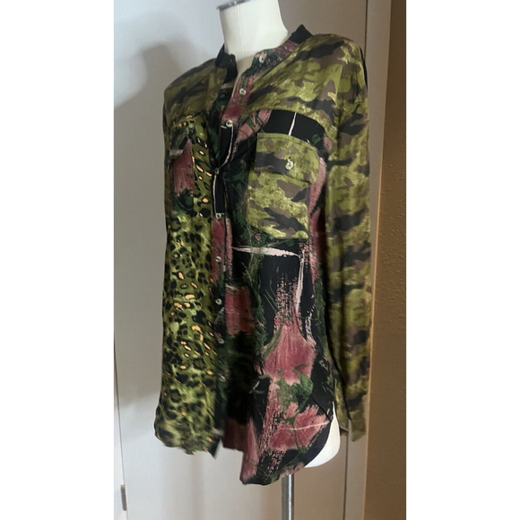 Women’s Dressy Camouflage Button Up Blouse By adore - Picture 7 of 16